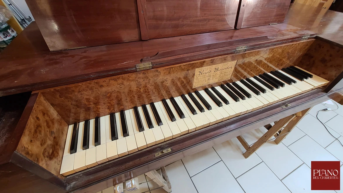 Piano Forte carré MEISENBERG 1819 acajou et loupe d'orme